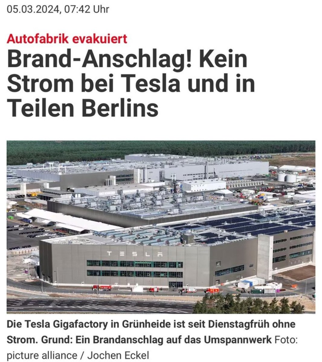 Brandanschlag auf die #Tesla Gigafactory in Grünheide. Wahrscheinlich werden Correctiv 'Recherchen' ergeben, daß Putin und die AfD hinter dem Anschlag steckt und nicht irgendwelche Klimaterroristen, die da die ganze Zeit campieren.