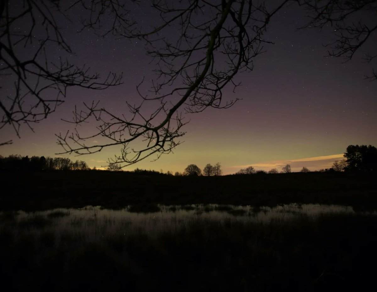 When the Northern lights over Staffordshire 💃💃🌌🌌 #Notrhenlights #Staffordshire #Centralweather #nightphotography #images