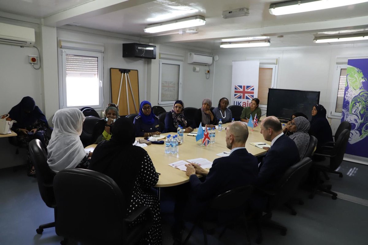 ifrahthe1's tweet image. Imagine how much could be achieved if women were at the decision-making tables? 
It has been a pleasure being a part of the roundtable discussion on Somali women’s political participation and the reception for the Gaashaan project launch hosted by @UKinSomalia