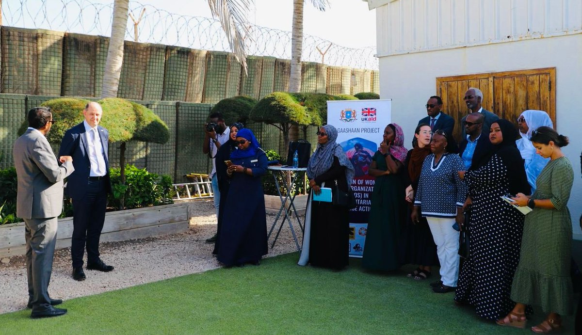 ifrahthe1's tweet image. Imagine how much could be achieved if women were at the decision-making tables? 
It has been a pleasure being a part of the roundtable discussion on Somali women’s political participation and the reception for the Gaashaan project launch hosted by @UKinSomalia