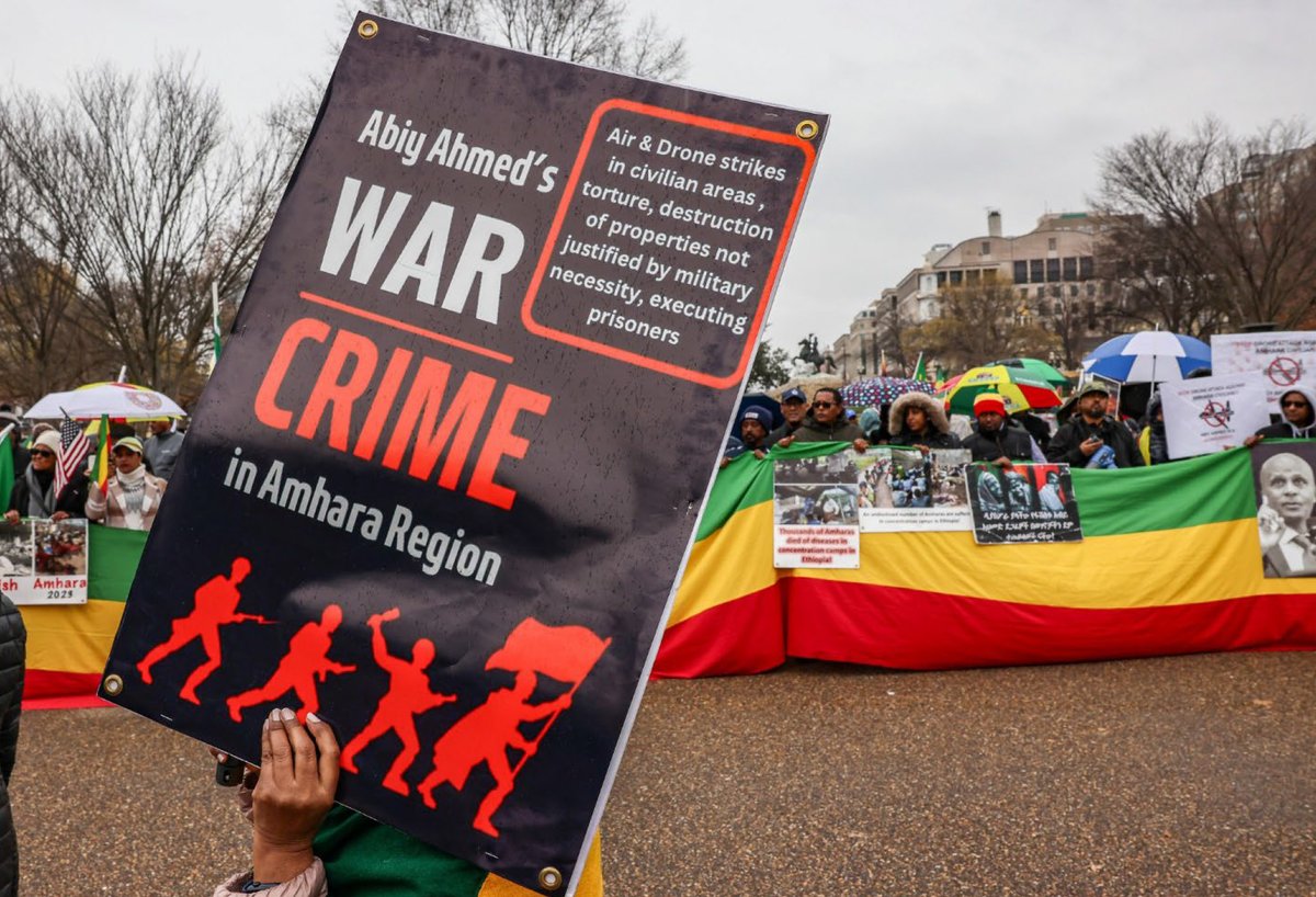 US Raises Alarm Over Ethiopian Rights Abuses Before IMF Visit Ethiopia is seeking to fill an $11.5 billion, a crucial bailout. Rights groups, opposition have criticized attacks on civilians. @SecBlinken @USAIDEthiopia @EUinEthiopia @EACC_EAN @UnityForEthio bloomberg.com/news/articles/…