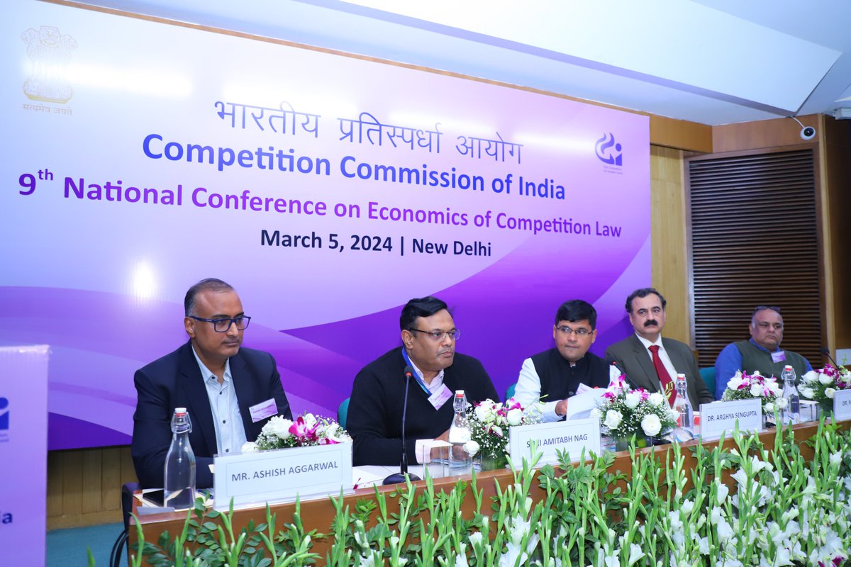 CCI_India's tweet photo. Dr. Arghya Sengupta, Founder and Research Director, Vidhi Centre for Legal Policy moderated the Plenary Session on “Artificial Intelligence: Challenges And Opportunities” at the 9th National Conference on Economics of Competition Law.”
#CCI #PIB #EconomicsConference https://t.co/ysovIHbCqL
