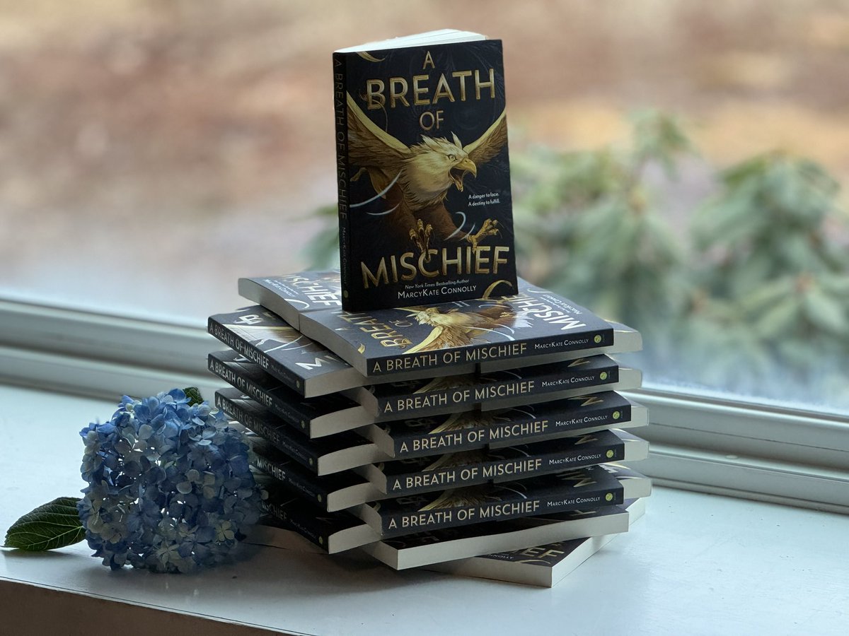 Guess what? The gorgeous NEW paperback edition of A Breath Of Mischief is out TODAY!! It’s SO pretty and I’m so happy my little windling, Aria, gets another chance to reach readers. bookshop.org/p/books/a-brea…