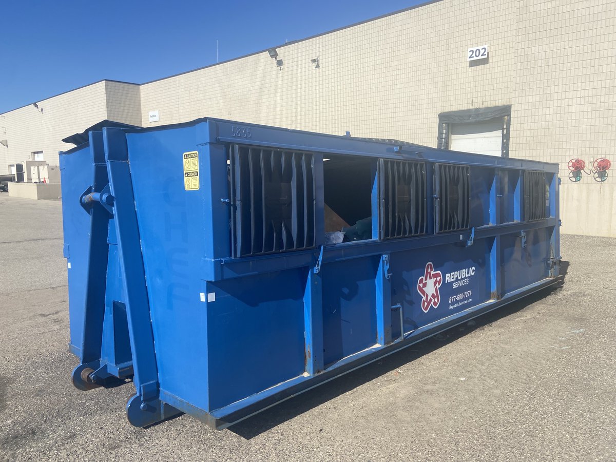Our Haworth North America plants & offices have been landfill-free since 2009! Our members are true eco-champions, recycling over 60,000 lbs of household items in 2023 at One Haworth Center. Together, we're making a difference! 🌿♻️ #Recycling #MakingADifference