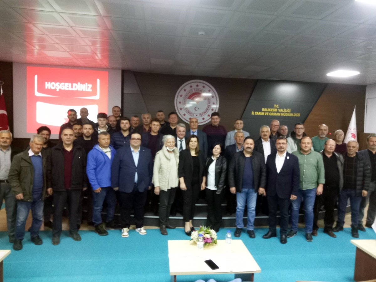 BikubBalikesir's tweet photo. 5200 Sayılı Kanun çerçevesinde Balıkesir’de kurulu bulunan Balıkesir Kanatlı Hayvan Eti Üreticileri Birliği; 3. Genel Kurulunu 3 Mart 2024 günü yaptı. Yapılan seçimler sonucu Raşit Dokuz Birliğin yeni başkanı oldu. https://t.co/74dZn5fQ5h