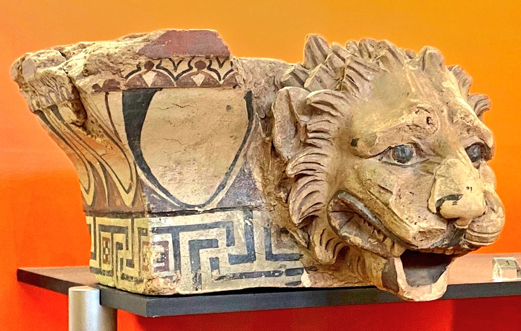 A painted terracotta sima with a lion head waterspout. A sima was a roof element that functioned as a gutter. Found in Delphi, #Greece, dating late 5th century BC.  
 
#Archaeology