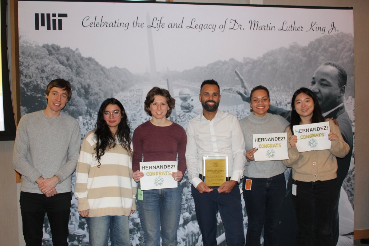 Congratulations to Ragon faculty member @hernandezmsilva on receiving the MIT 2024 Martin Luther King Jr. Leadership Award for faculty!

@MITDiversity <a href="/hhminews/">HHMI</a> <a href="/mitbiology/">MIT Biology</a>

#MIT #Research #Leadership #MLK #Diversity #RagonInstitute