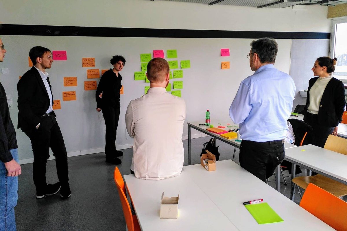 NFDIxCS (@nfdixcs) on Twitter photo Ein riesiges Dankeschön an alle Teilnehmer*innen des NFDIxCS-Hackathons für den Research Data Management Container auf der <a href="/RSE_de/">de-RSE - Gesellschaft für Forschungssoftware</a> in Würzburg. Eure Lösungen und Ideen haben uns sehr beeindruckt!
<a href="/nfdi4ds/">𝙽𝙵𝙳𝙸𝟺𝙳𝚊𝚝𝚊𝚂𝚌𝚒𝚎𝚗𝚌𝚎</a> <a href="/nfdi4energy/">NFDI4Energy</a> <a href="/NFDI_de/">NFDI - @NFDI@nfdi.social</a>
#ResearchData #FAIR #FAIRdata #FDM #RDM #OpenScience Ein riesiges Dankeschön an alle Teilnehmer*innen des NFDIxCS-Hackathons für den Research Data Management Container auf der <a href="/RSE_de/">de-RSE - Gesellschaft für Forschungssoftware</a> in Würzburg. Eure Lösungen und Ideen haben uns sehr beeindruckt!
<a href="/nfdi4ds/">𝙽𝙵𝙳𝙸𝟺𝙳𝚊𝚝𝚊𝚂𝚌𝚒𝚎𝚗𝚌𝚎</a> <a href="/nfdi4energy/">NFDI4Energy</a> <a href="/NFDI_de/">NFDI - @NFDI@nfdi.social</a>
#ResearchData #FAIR #FAIRdata #FDM #RDM #OpenScience