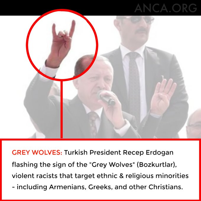 ANCA_DC's tweet image. Turkish dictator #Erdogan flashing sign of the #GreyWolves (Bozkurtlar), a violently Pan-Turkish group that targets ethnic/religious minorities (including #Armenians #Greeks #Kurds &amp;amp; others) in pursuit of a Greater Turkey only for Turks.

#BoycottTurkey