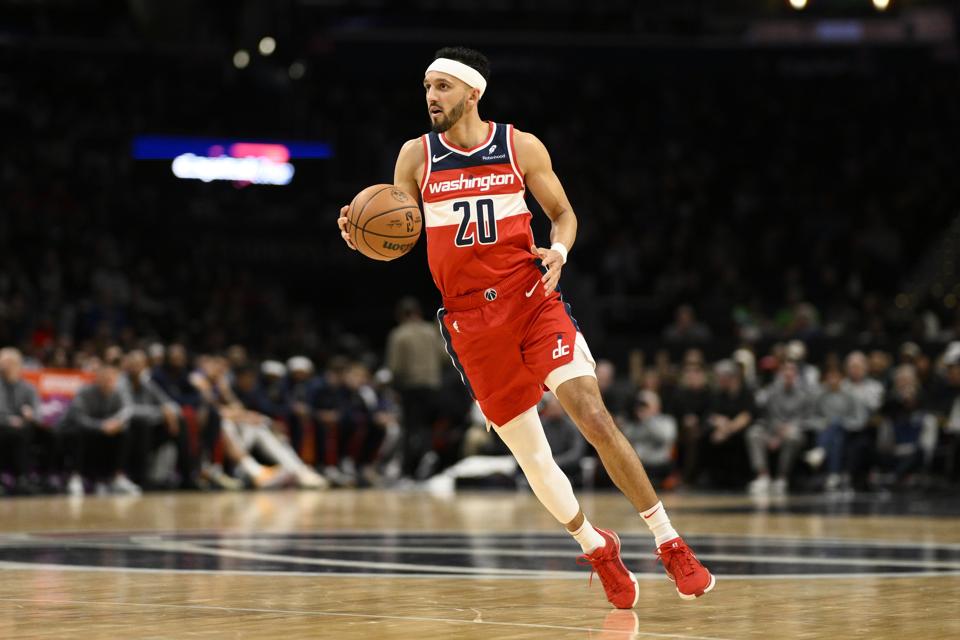 Wizards guard Landry Shamet recently formed a partnership with Earth’s Splendor, a vitamins, minerals and supplements company. He owns a 2.5% equity stake in the firm. 
go.forbes.com/c/c63g