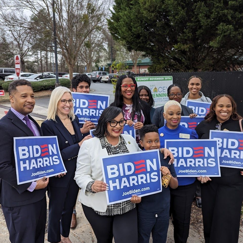 Proud to join @repnikema yesterday to encourage all Georgians to get out and vote this year! Early voting for the Presidential Primary ends on Friday & election day is next Tuesday. Check your voter registration and find your polling location here: buff.ly/3x9VW7v
