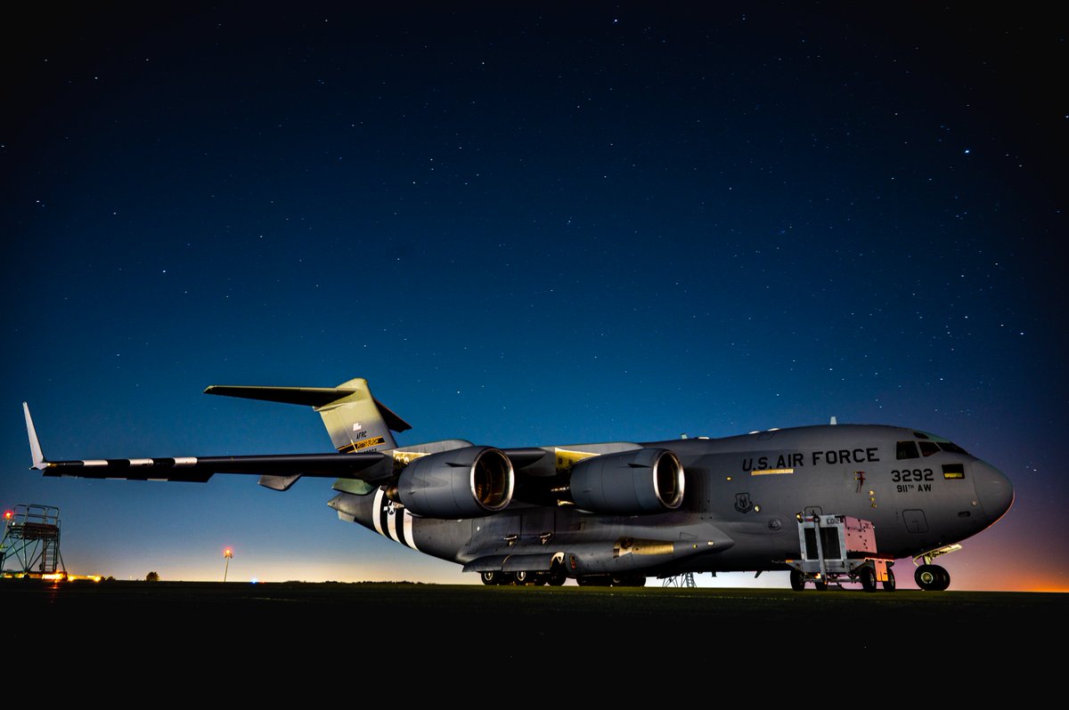 Since we're all on X right now, enjoy this amazing shot of a C-17 Globemaster III from the 911th Airlift Wing! #ReserveReady | #facebookdown | @911_AirliftWing