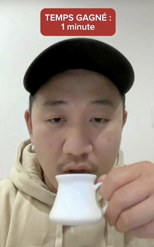 Variant_de_X's tweet photo. @DelfeaGaming Un mec déjà bien sympa fait un évent pour sensibiliser à une maladie féminine et une mongolienne râle parce-qu’il dit femme et pas personne menstruée https://t.co/lrdPOkUu63