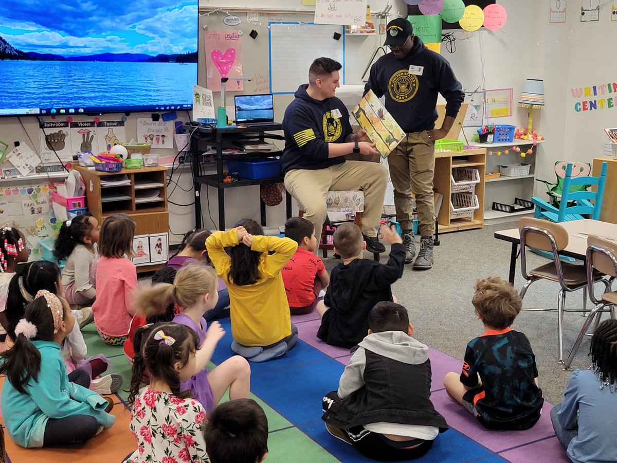 Last week we honored Black History Month with our Annual African American Read-In.  This was such a successful and well-attended event.  We loved having our readers visit our classrooms!  Thank you for visiting us and helping us celebrate!  📚🙌