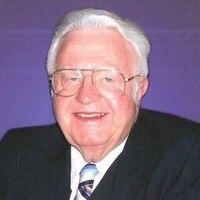 Back in 2017 I had the distinct pleasure of interviewing american cycling legend #RonKiefel.  His father Eugene, founder of the legendary @wheatridgecyclery passed away yesterday at the age of 92. My prayers are with Ron and the entire Wheat Ridge family bit.ly/4bZfj5j