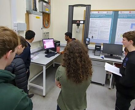 Six Year 12 students participated in a project with Amsafe, spending two days at the University of Bath before half term, using its facilities to progress its research. See the full story here colytongrammar.com/131/latest-new…

#colytongrammarschool #cgs #universityofbath #amsafe #research