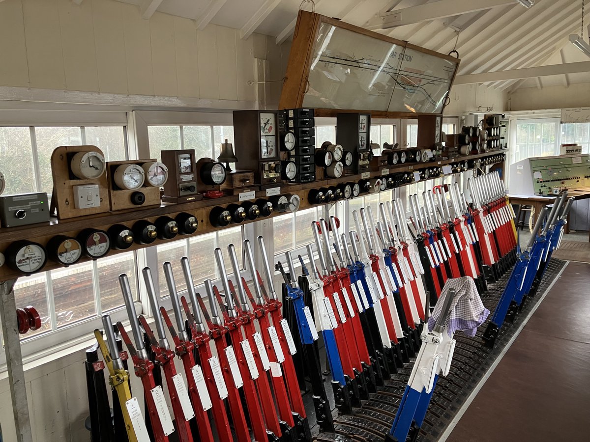 🚉For 145 years signal boxes at Par, Lostwithiel and Truro have helped run the railway in Cornwall. 👋We now say a very fond farewell to them as a new digital system is almost ready. 📸Par, built in 1880, and Lostwithiel, 1893, are grade II listed. Truro was added in 1899.