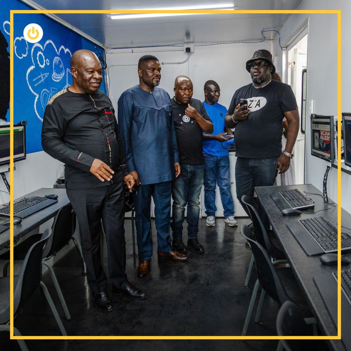 Computer_Aid's tweet image. The launch of the Solar Community Hub in Xitlhelani, South Africa was a great success.  

Thank you to our sponsors @DellTech, @Utelize, @KochoTech, @sitasocltd and our partner Amandla

Donate today!
buff.ly/4bY3goJ 

#ComputerAid #XitlhelaniLaunch #SolarCommunityHub