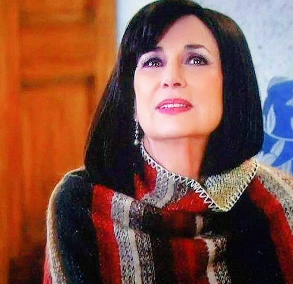 Nuestra luz por siempre ✨ #divinahelena #mejorprimeraactriz #lamásamada #lamásbonita #lamejor #ContigoSiempreAdoradaHelena #TeAmamosTantoHelena #Mamalena #SeanFelicesTodoLoQuePuedanCadaMomento #ASurfearLaOlaDeBuenaEnergia #AbrazosHastaElMásAllá #BesosHastaElCielo