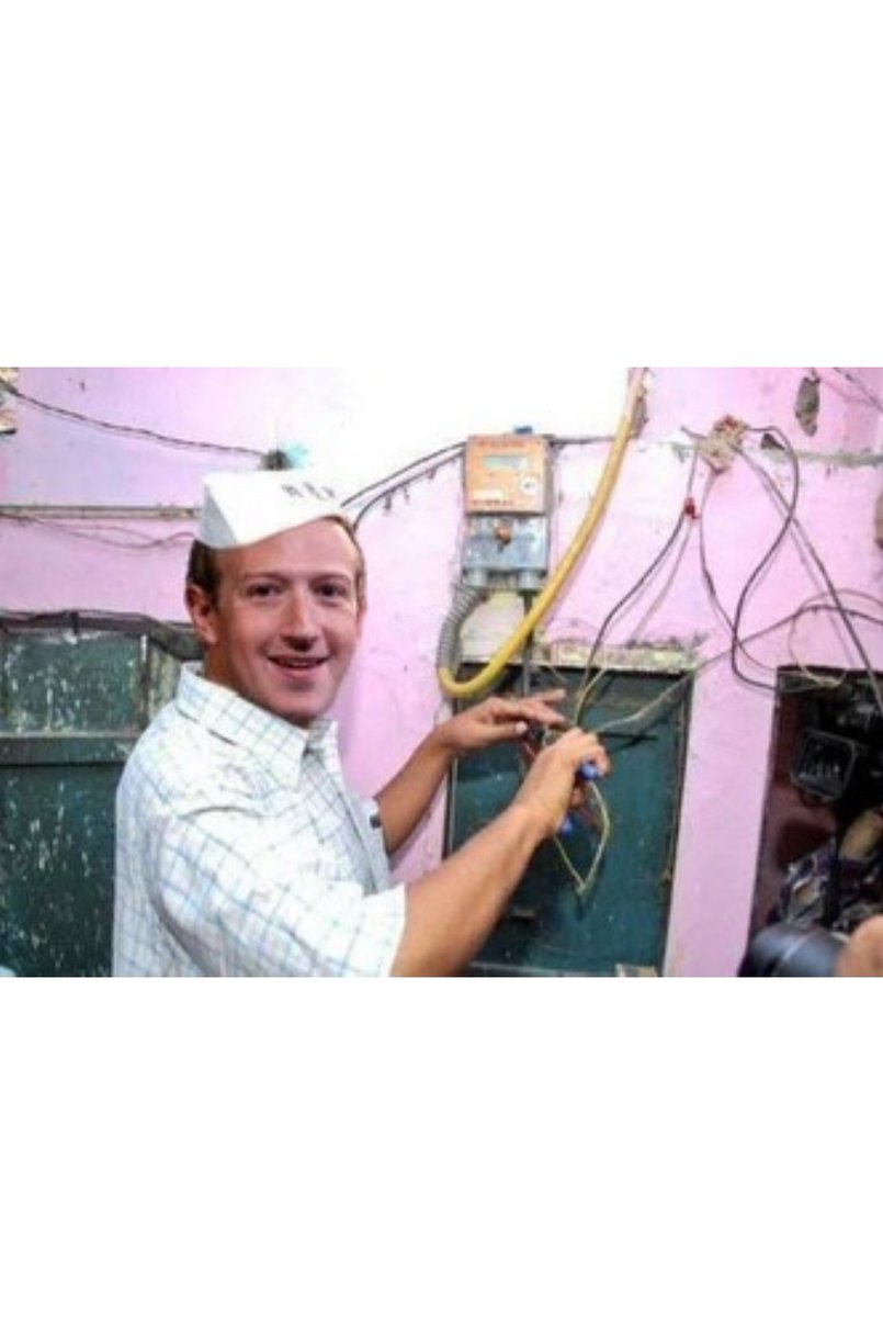Mistri on job Guys Don't worry Meanwhile X is on fire 🔥
#CyberAttack #facebookdown