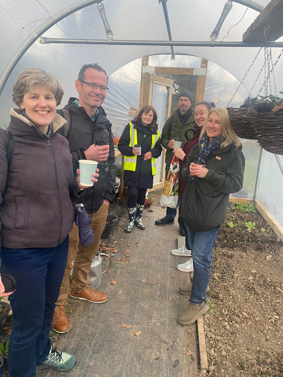 UrbanCitizen632's tweet photo. Last Thursday we visited the Santry River with Diogo Bolster and colleagues from @NotreDame. We met up with some of our citizen  scientists, who discussed their findings. Amazing moments, and a great opportunity to exchange ideas @ND_ECI @unddublin @DCU_Research  @IrishResearch https://t.co/ACKWKjXEi2