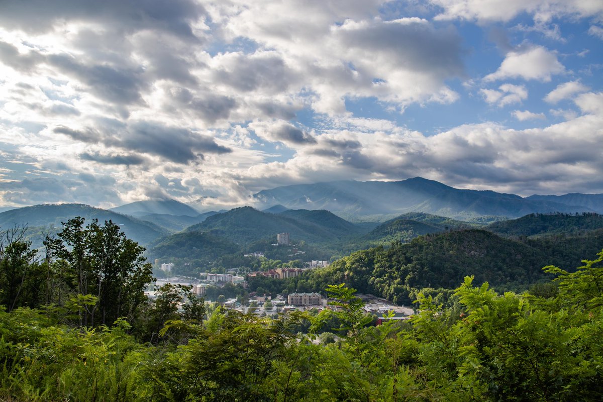 Plan a trip to Gatlinburg while Facebook and Instagram are on vacation. #TheMountainsAreCalling