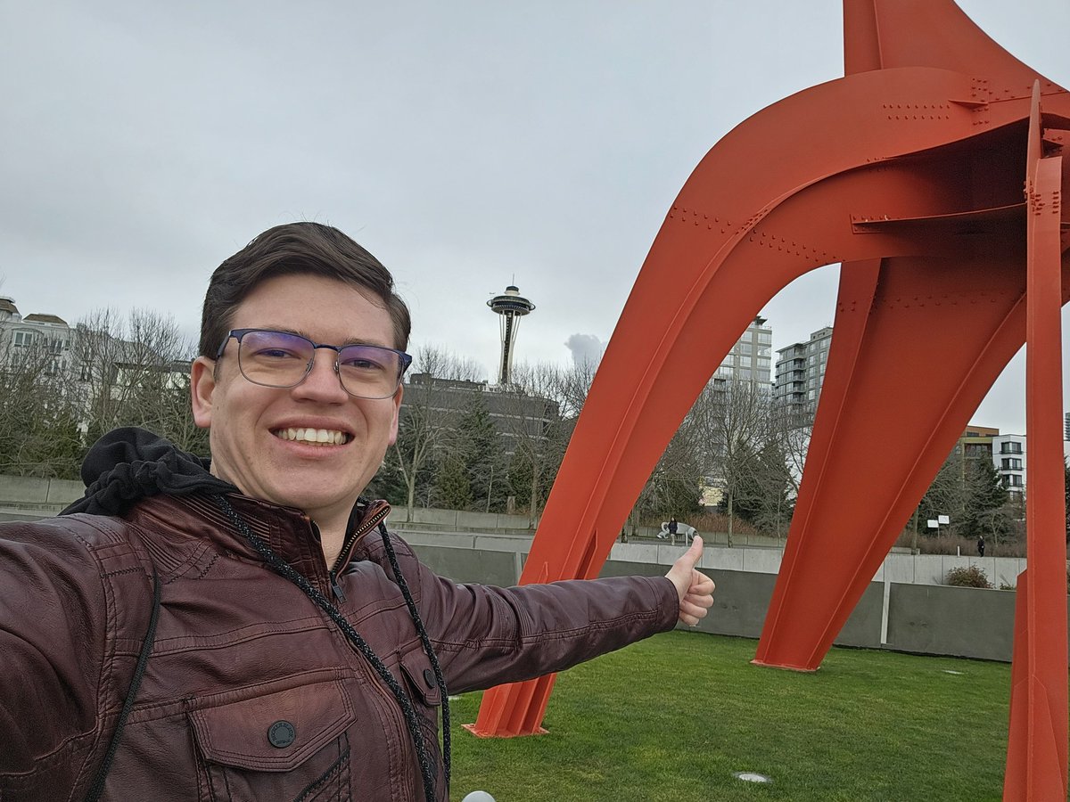 JavaJudt's tweet image. #geocaching in #Seattle!! #virtualcache 👻 #spaceneedle