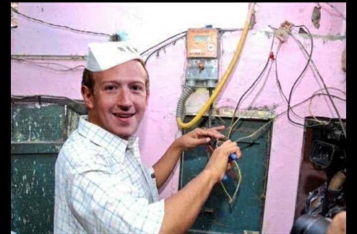 Sandeep94972896's tweet image. फेसबुक और इंस्ट्रग्राम का जुकरू भैया इलाज कर रहे है ।
#instagramdown 
#facbookdown