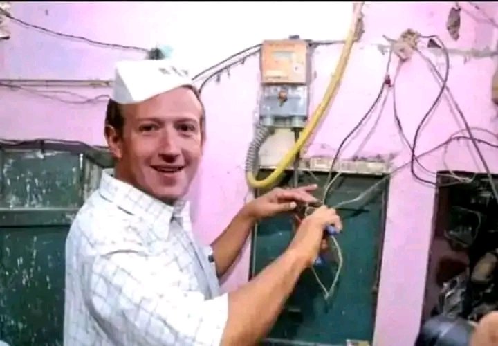 angoo__o's tweet photo. Finally Facebook is up now.
😂🤣
#facebookup #facebookdown #instagramup #instagramdown https://t.co/Vz1cweOeGX