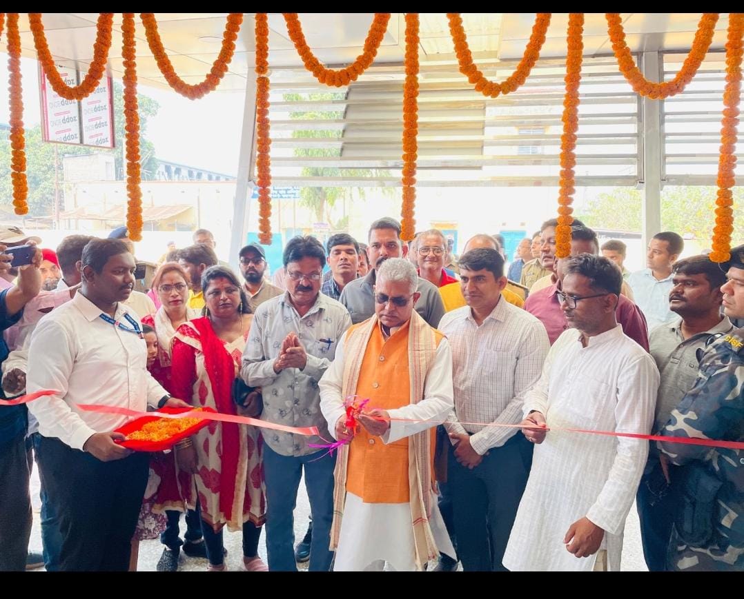 Medinipur deserves a leader who understands its needs and works tirelessly to fulfill them. <a href="/DilipGhoshBJP/">Dilip Ghosh (Modi Ka Parivar)</a> has proven himself to be that leader. Let's come together and ensure he represents us in Parliament once more. #Medinipur_wants_Dilip_Ghosh #MedinipurChayDilipGhosh