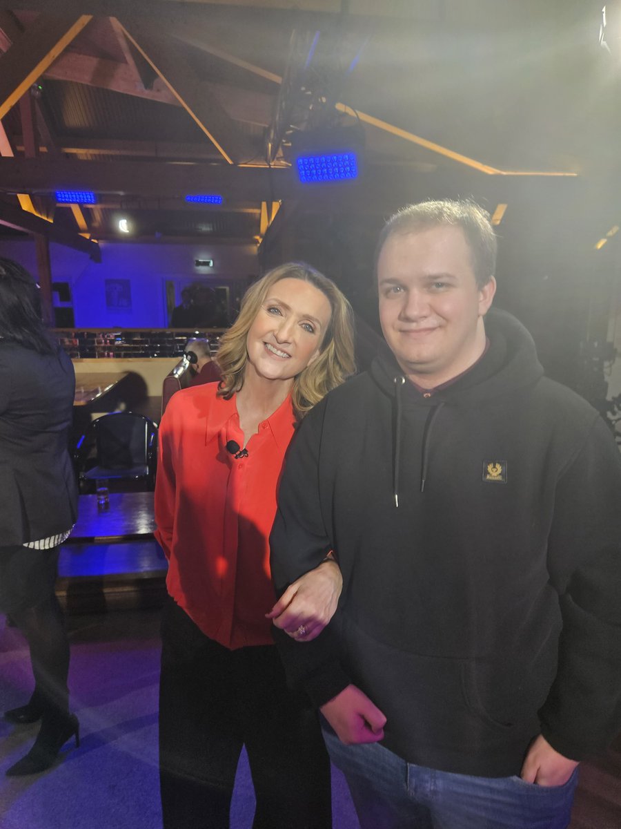 It was great to attend #newsnight in #Doncaster yesterday to hear about my hometown and it's future. Thank you to @mylifemysay and @iwill_movement for the opportunity and to @LawesDan and @GeorgeFielding1 for your support. @vicderbyshire @BBCNewsnight @HopeCollective2