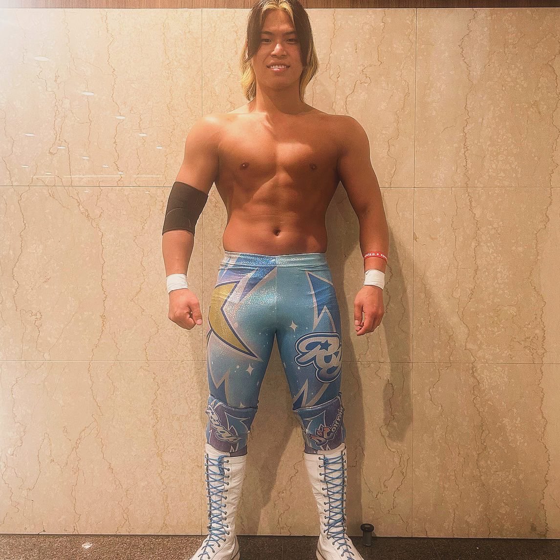 コスチューム新調しました🪽⭐️✨⚔️🌌 #DRAGONGATE #prowrestling