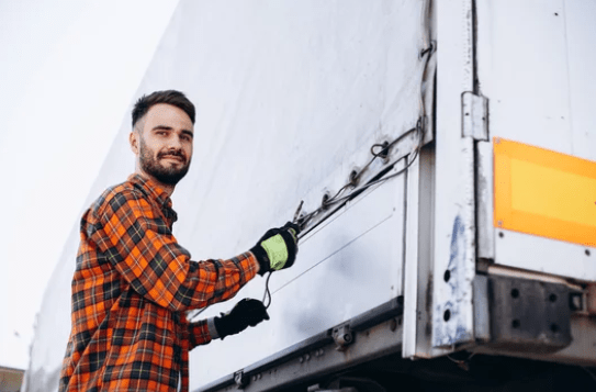 📅🚛 Europa se encamina a una reducción de la edad mínima para conducir camiones 📅🚛
LEE EL POST COMPLETO ➡️ bit.ly/3wFYzQx

#Transporte #transportistas #camioneros #camiones #Movilidad #conducircamiones #vehiculospesados #VehiculosIndustriales