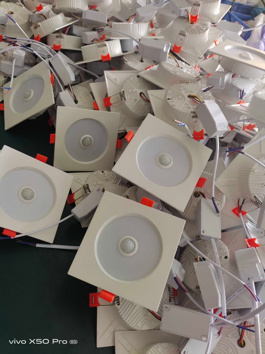 Fenixledlight's tweet image. Our factory produce different kinds of PIR sensor led light,please contact to fenix@litestarled.com to consult with us.

litestarled.com
#sensorledlight
#PIRsensorledlight
#litestarled.com