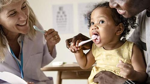 delek121's tweet photo. TEETHING PROBLEMS IN CHILDREN : 

Get a mixture of lime
juice and honey; let it be of equal quantity. The child-should
take one teaspoon twice daily until the problem is over. https://t.co/9OINPR2O1Q
