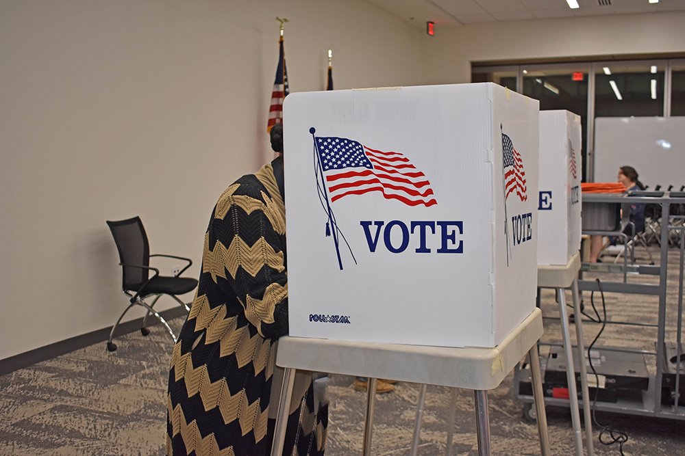 It's #ElectionDay 🗳️ Let your voice be heard and GET OUT AND VOTE! Your vote can make a difference in shaping the future of our country and state. Vote at your precinct polling place. Polling places can be found here: harnett.org/elections/?bti…
#yourvotecountsnc #vote #ElectionDay