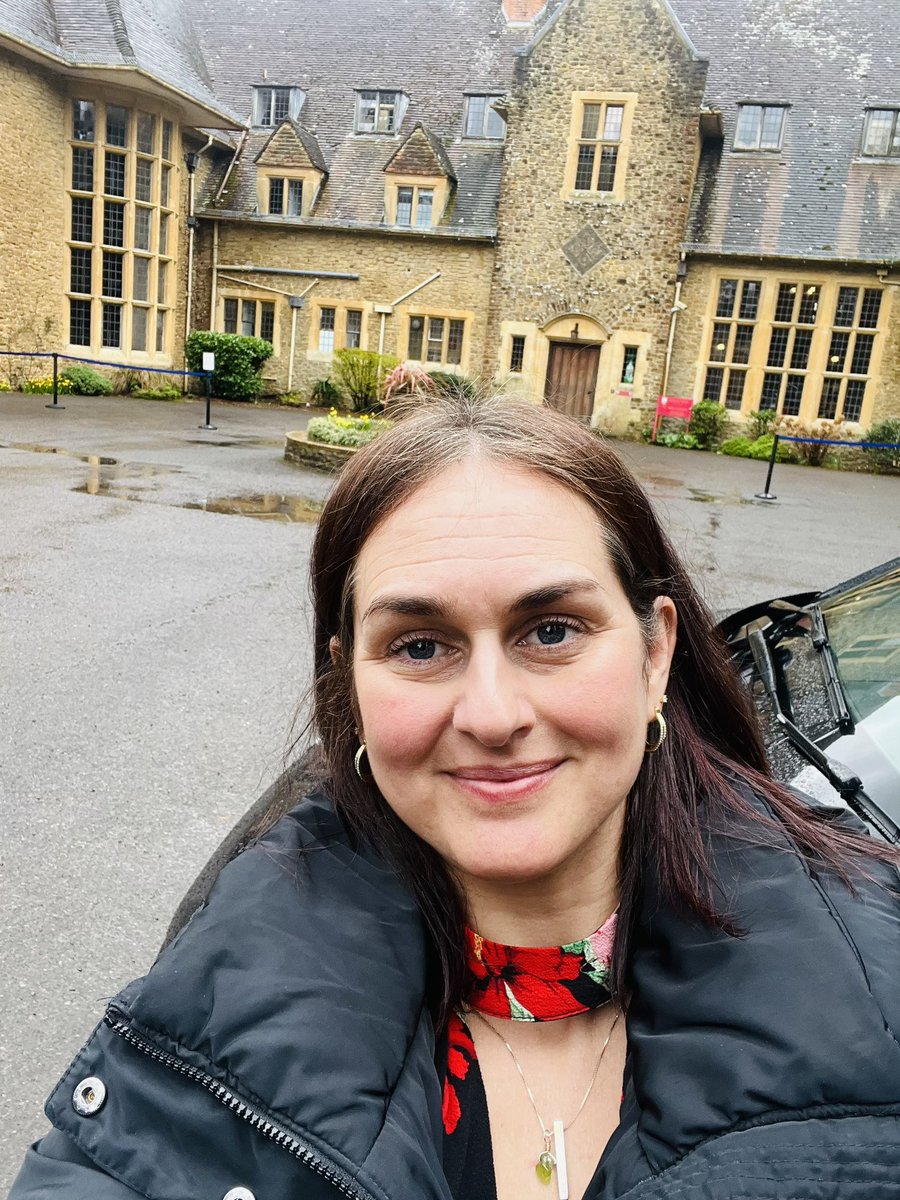 First author talk of the week done at Barrow Hills! 

Not sure I’ll have a voice left by this time on Friday but loving every second of embracing creativity in amongst a curriculum that so often drains it!

Hope your children have all had a great World Book Day! 📖 #WorldBookDay