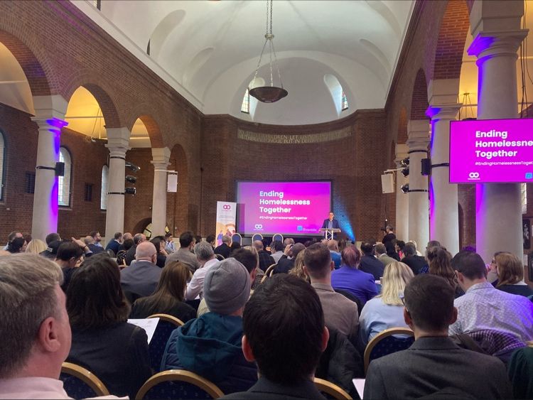 We're in Westminster today for a mass lobby of Parliament with @Homelesslink and lots of other organisations, to ensure solutions to end homelessness are on the agenda for all political parties in the upcoming general election.
#EndingHomelessnessTogether