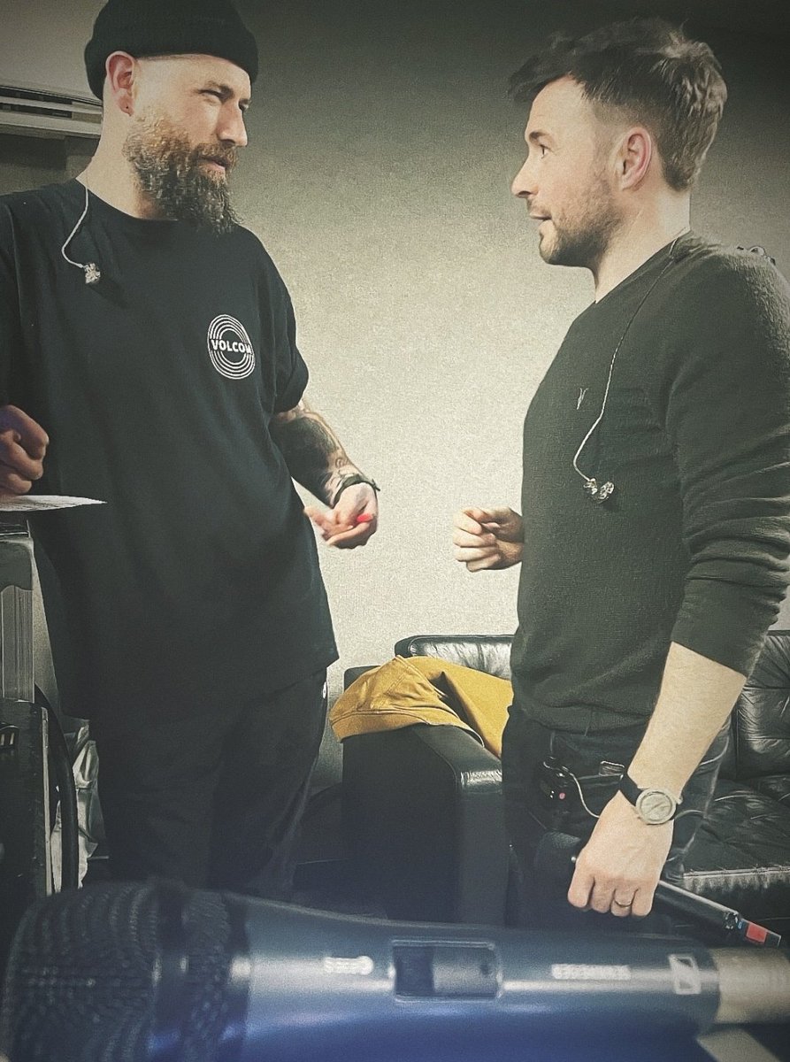 ClaireSNC's tweet photo. I see shane went in to rehearsals on his own yesterday. Maybe because he is rehearsing both his lines &amp; Mark's before the other 2 join him https://t.co/dgLLQ5iUJO