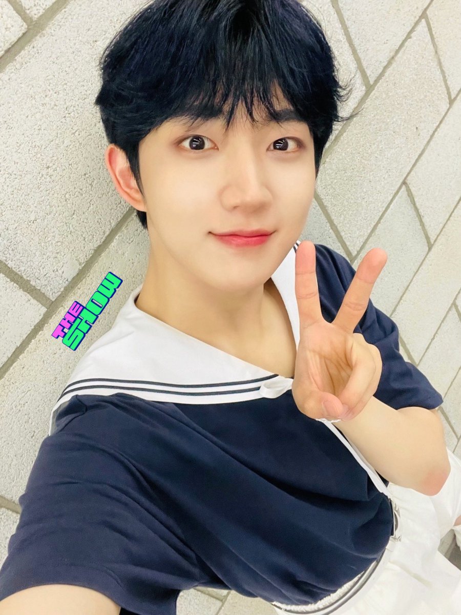 theshow_offcl's tweet photo. 섭깅과 함께한 모든 날이 행복했섭🐰💛
#더쇼 의 영원한 자부심 최고의 아토천💘
#내꾸즈 막내 섭깅이 미공개 사진까지📸
더쇼는 아낌없이 와랄랄라 풀어드립니다 ღ˘⌣˘ღ
#THESHOW #형섭 @tpst__official https://t.co/ag96rILJoQ