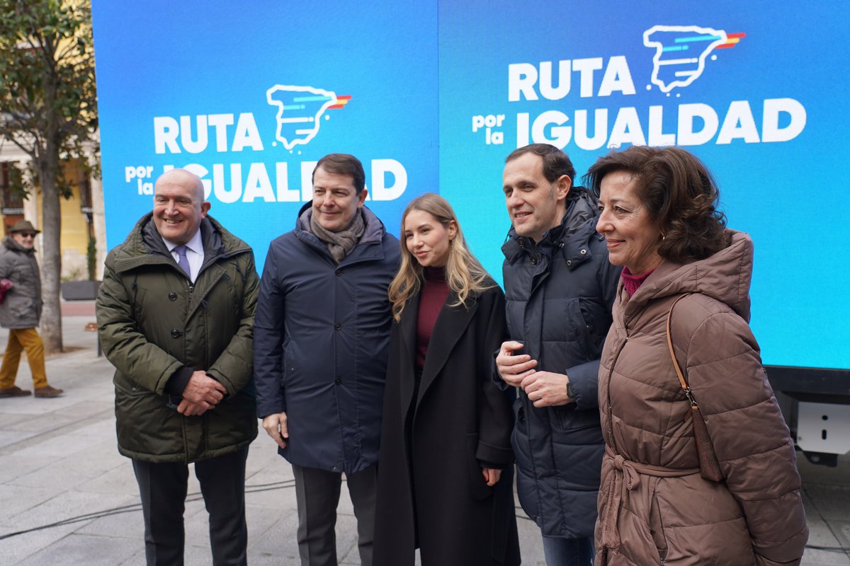 Conrado_Iscar's tweet photo. ❌ Con un gobierno rehén de sus socios en la Moncloa, la igualdad de los españoles está en riesgo.

🔵 El @ppopular siempre defenderemos la igualdad de los españoles. 

✔️ En el @PPValladolid seguimos trabajando por y para las personas, en nuestra ciudad y en nuestros pueblos, desde la gestión, el municipalismo y la igualdad.

#RutaPorLaIgualdad