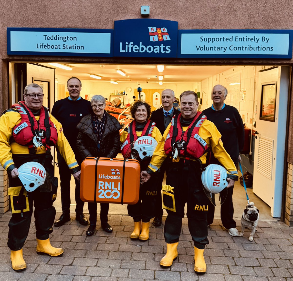 rnli_teddington tweet picture