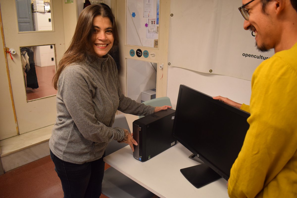Two happy desktop winners! 🎉🏆

Maria and Nadeem, who completed our IT Automation with Python course and IT Support course, respectively, are the lucky winners of our latest desktop computer giveaway!

Thanks again @wanatop for donating the desktops! 🌐💻
