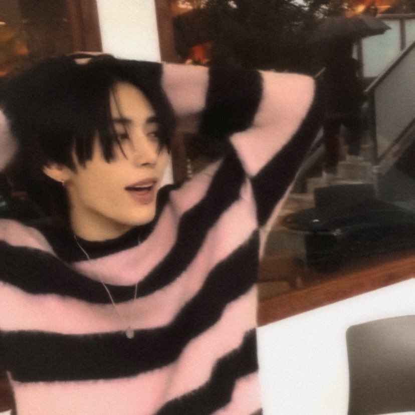 ᨒ (@forhantaesan) on Twitter photo 