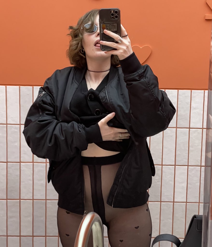 трусы лишний элемент