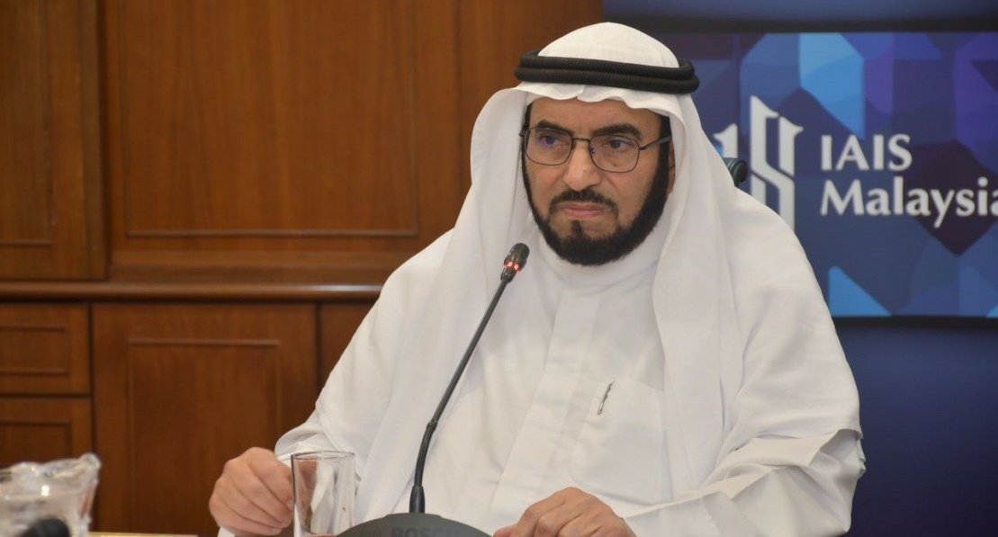 GlobeEyeNews's tweet photo. Kuwaiti Islamic scholar Al-Suwaidan: 

Normalizing relations with Israel is making you traitors to Islam and Muslim Ummah. https://t.co/1nyr6tgObt