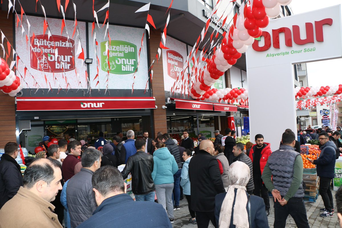 Müşterilerimize “ONUR' sözümüzü tutuyor, hep daha iyisini en iyisini sunma  arayışımızlarımıza  devam ediyoruz. 

Beylikdüzü Kavaklı mağazamızı  yeni müşterilerimizin hizmetine açmaktan onur ve heyecan duyduk. 

Tüm Onur çalışanlarımızı 
Gönülden 👏👏👏👏👏
#Onur
#OnurMarket