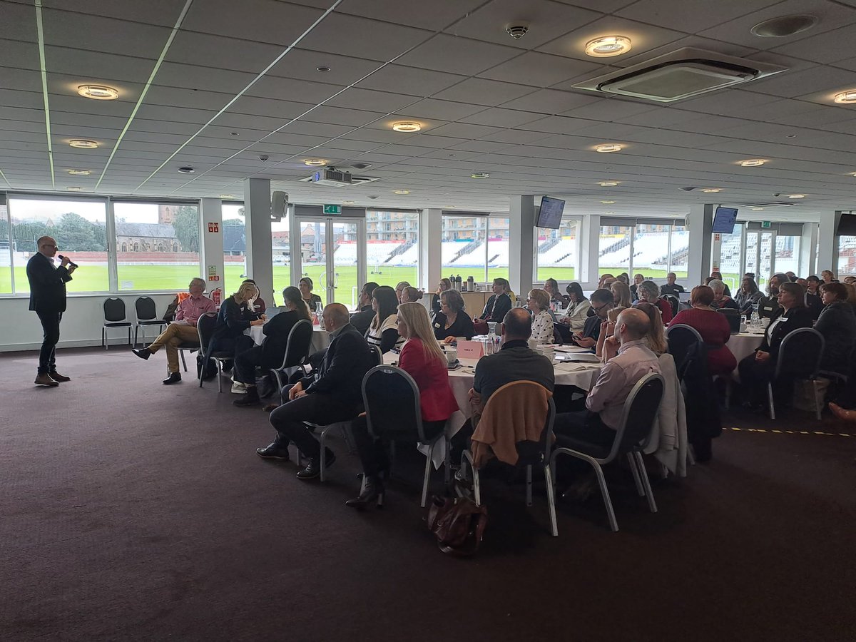 What are our challenges?
 
Dr Geoff Smith, Regional Postgraduate Dean, is identifying challenges related to undergraduate medical expansion with delegates from NHS and other partners across the region as part of #SWWorkforcePlan.