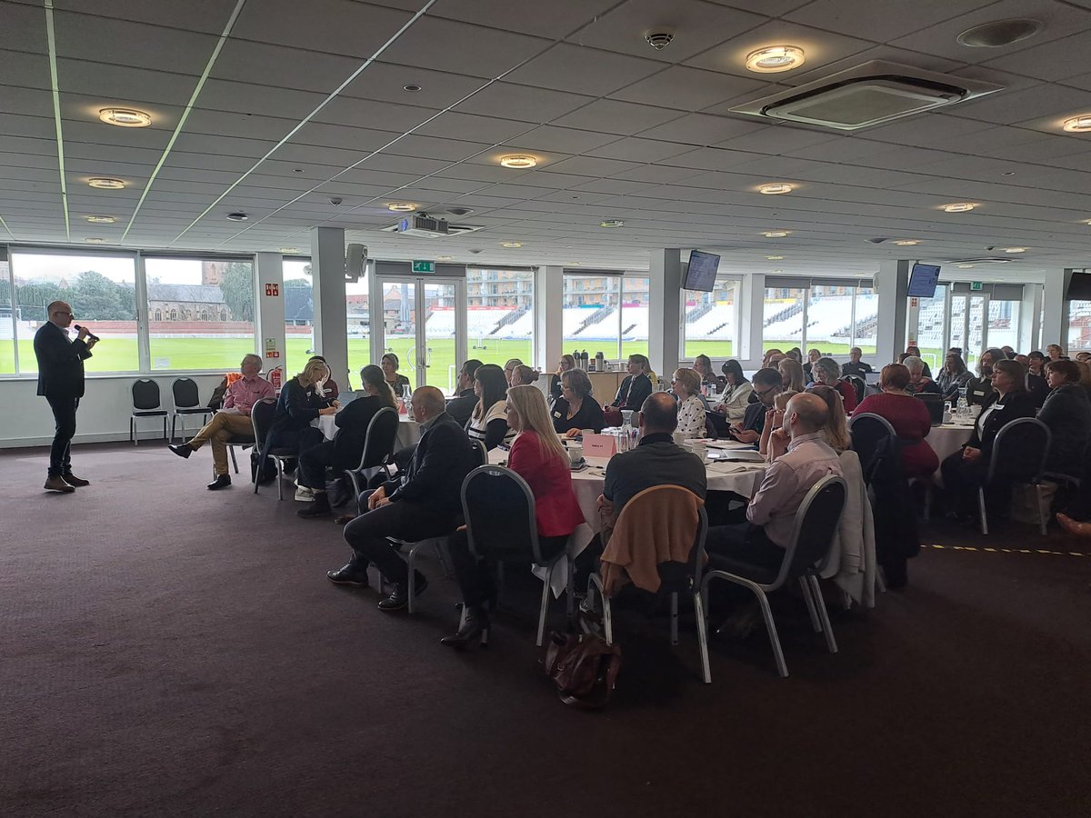 What are our challenges? Dr Geoff Smith, Regional Postgraduate Dean, is identifying challenges related to undergraduate medical expansion with delegates from NHS and other partners across the region as part of #SWWorkforcePlan.