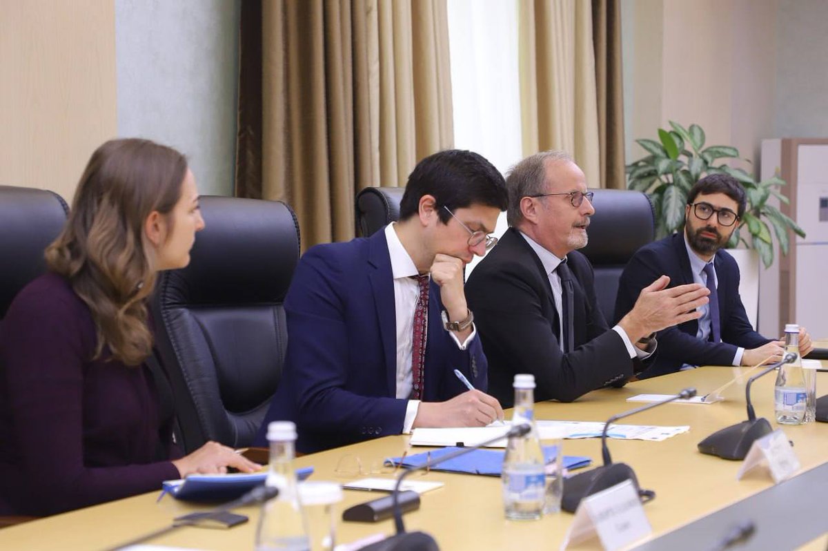 MIIT_Uz's tweet photo. On March 5 of the current year, Laziz Kudratov, Minister of Investment, Industry, and Trade of the Republic of Uzbekistan, received a delegation from the Organization for Economic Cooperation and Development (OECD) led by Stephen Thomsen, Head of the Investment Division. https://t.co/k5yf0hY0Hj